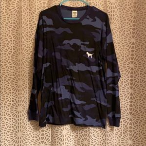 M Camo victoria’s Secret PINK Long sleeve shirt